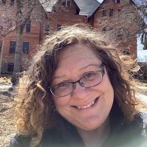 Meet your Posher, Ann